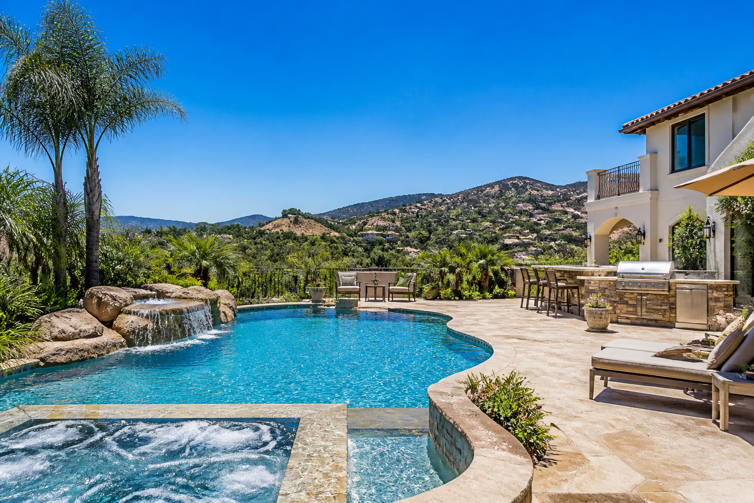 Outdoor living and pool inspiration for Pasadena homeowners